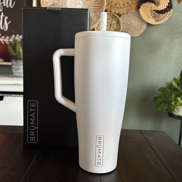 BruMate 40 oz Era in Matte White. New! - Picture 2 of 4